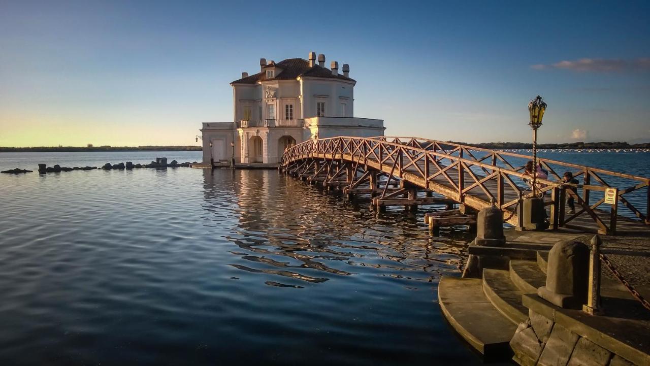 Naro Suites And Rooms Bacoli Bagian luar foto