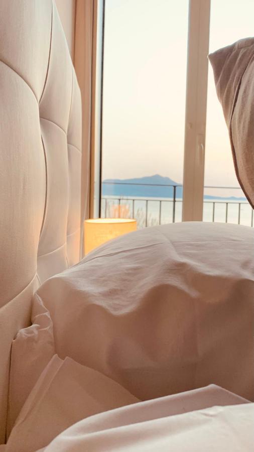 Naro Suites And Rooms Bacoli Bagian luar foto