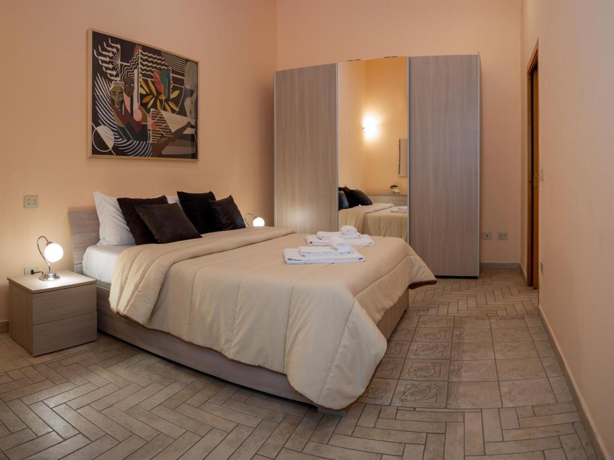 Naro Suites And Rooms Bacoli Bagian luar foto