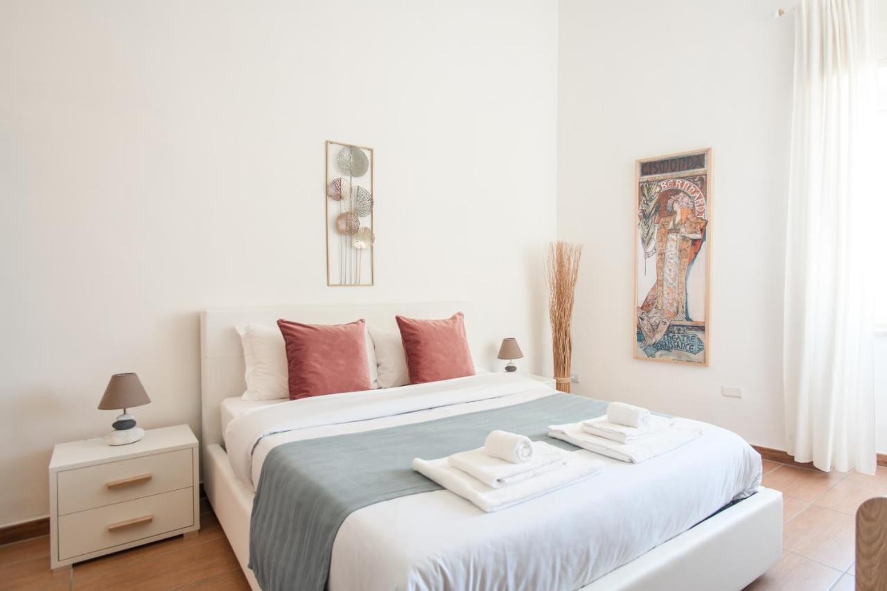Naro Suites And Rooms Bacoli Bagian luar foto