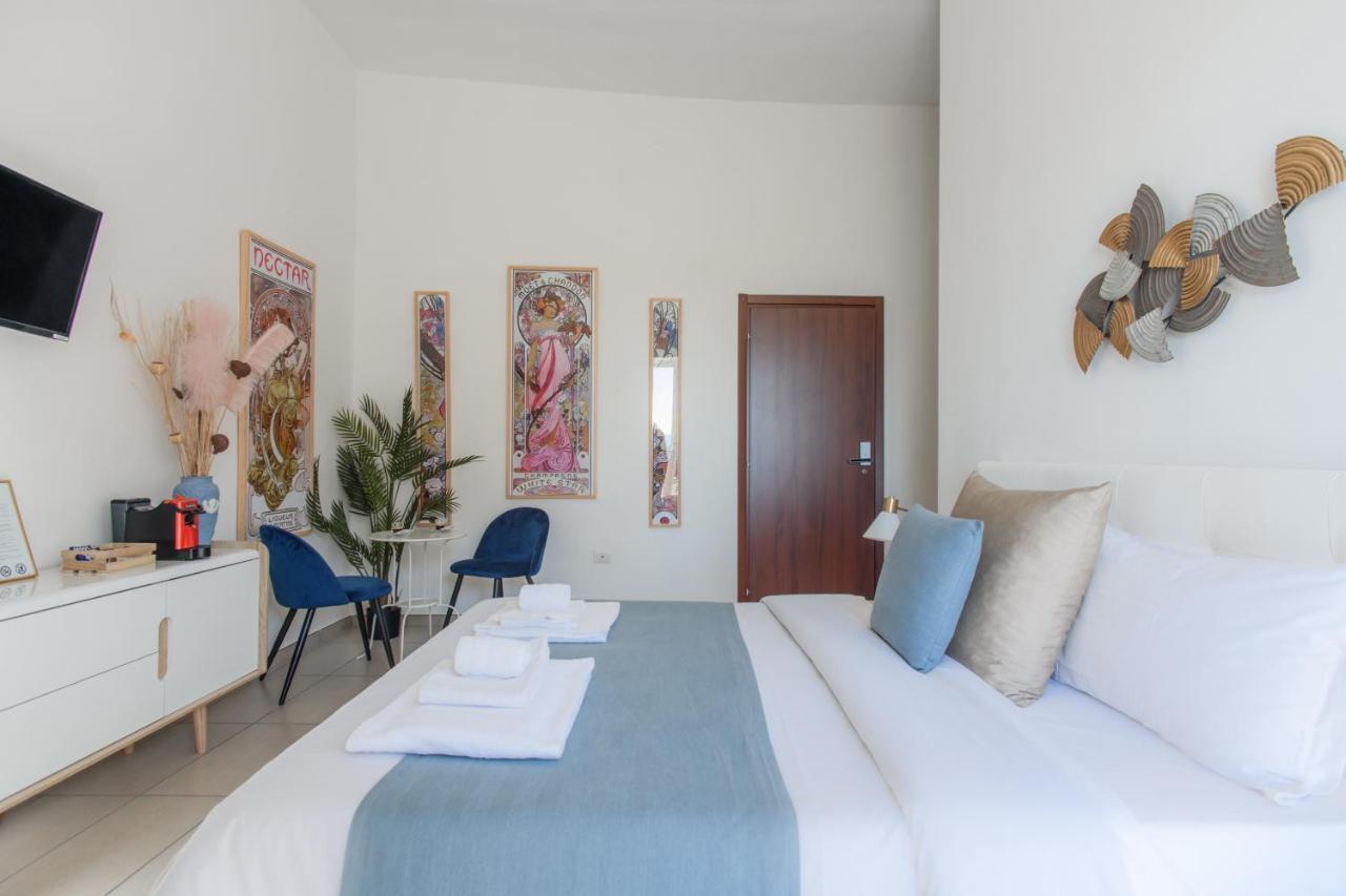 Naro Suites And Rooms Bacoli Bagian luar foto