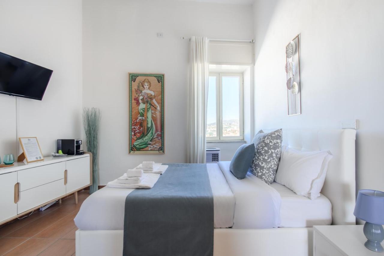 Naro Suites And Rooms Bacoli Bagian luar foto