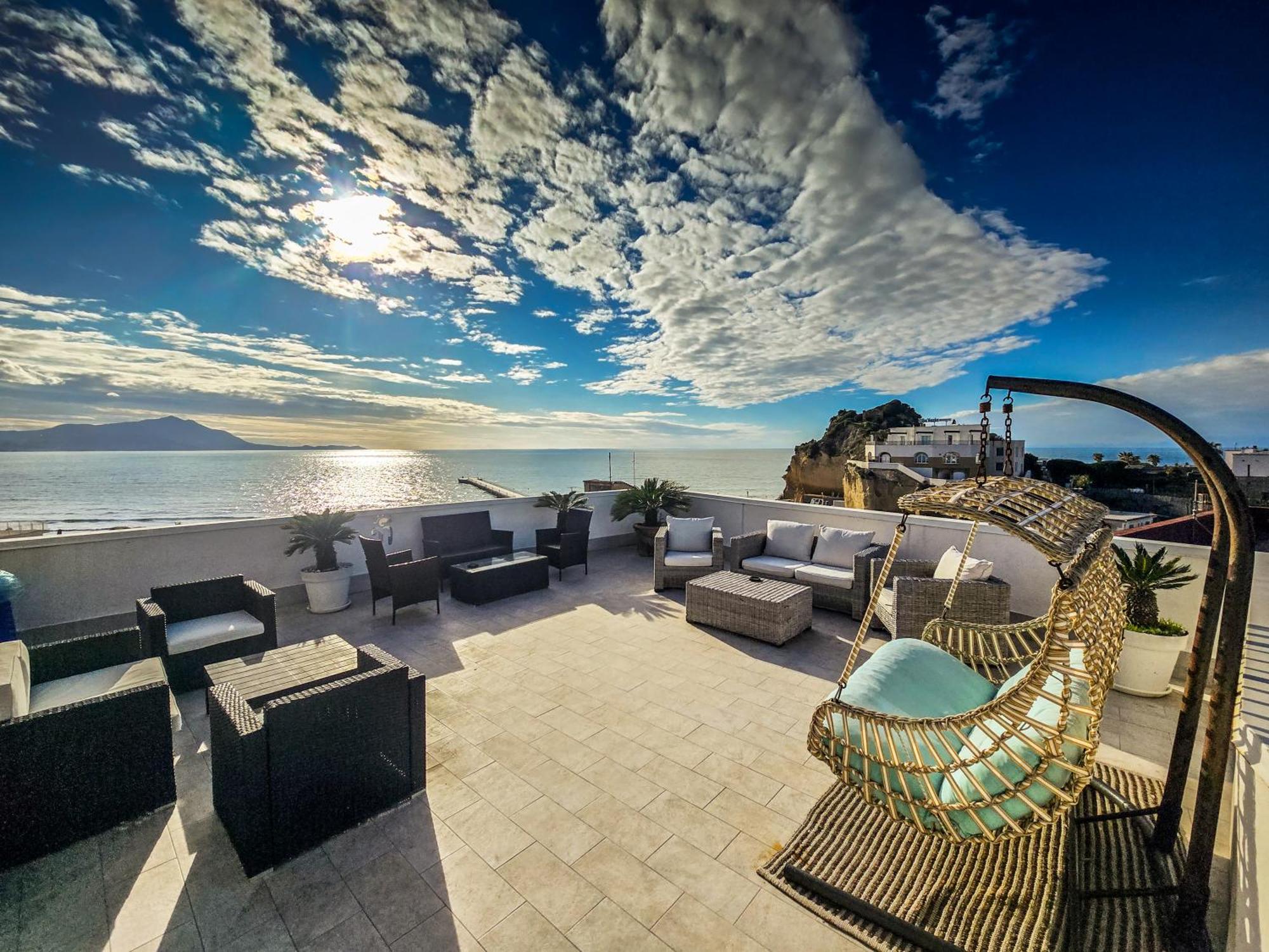 Naro Suites And Rooms Bacoli Bagian luar foto
